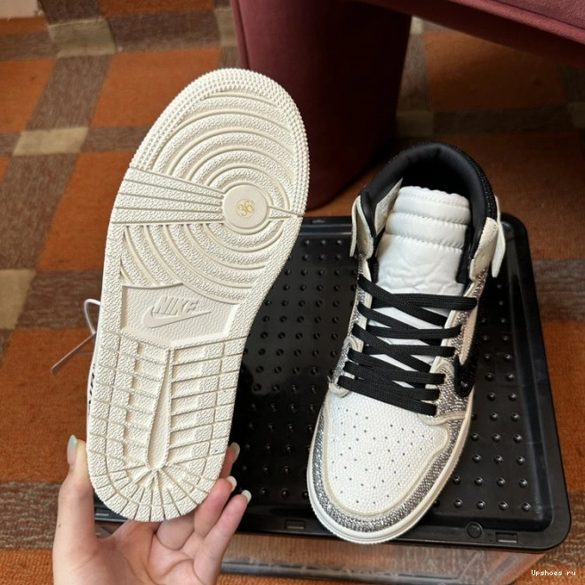 Diamond Designed Jordan Shoes 0312